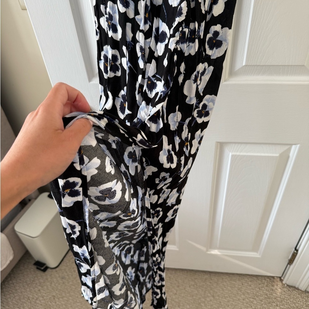 H&M Floral Black and White Dress - Picture 5 of 6